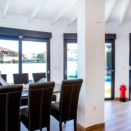 Confort Villa