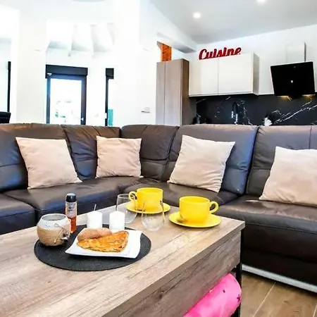 Confort Villa Dénia